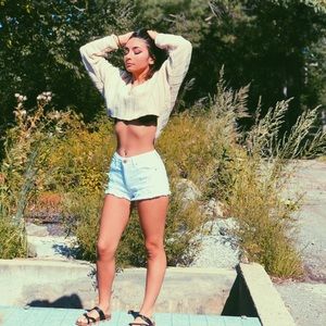 Meet your Posher, Katelyn